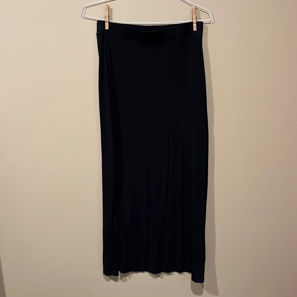 Long black skirt